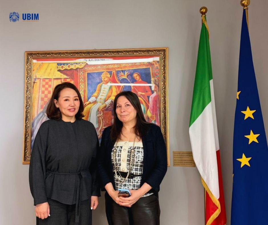 ИТАЛИЙН ЭЛЧИН САЙДТАЙ УУЛЗАЖ, ХАМТЫН АЖИЛЛАГААНЫ ЧИГЛЭЛЭЭР САНАЛ СОЛИЛЦЛОО.